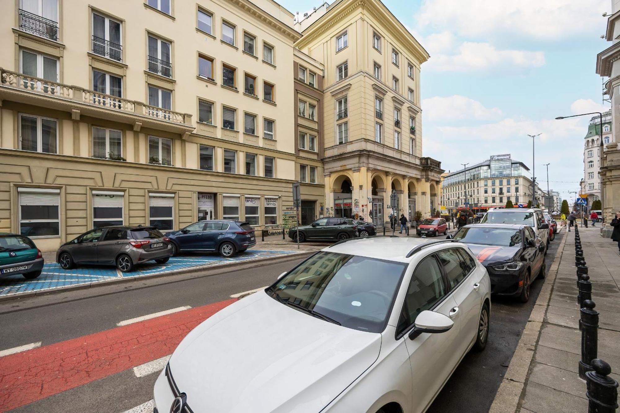 Exclusive Grey And Red Apartment In Warsaw Center By Noclegi Renters Exterior foto